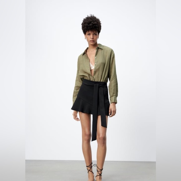 Zara mini skort with bow - Picture 2 of 6